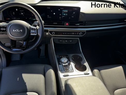 New 2025 Kia Carnival SX Prestige FWD image 10