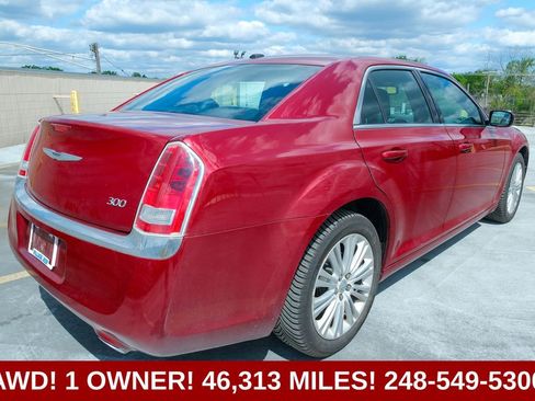 Used 2014 Chrysler 300 AWD w/ Driver Convenience Group image 3