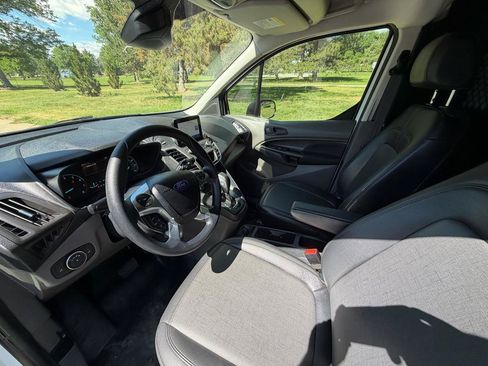 Used 2022 Ford Transit Connect XL FWD image 10