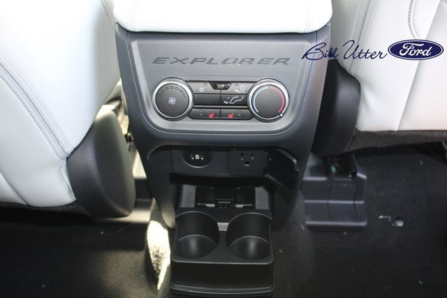 New 2027 Ford Explorer Platinum w/ 3.0L Ultimate Package RWD image 11