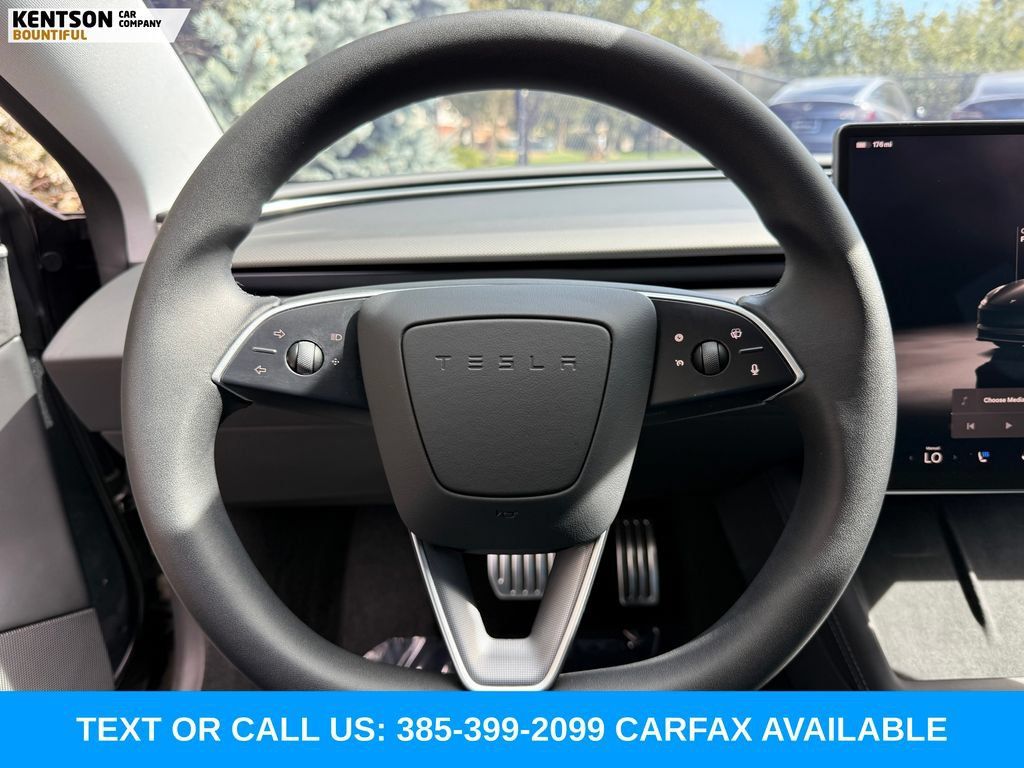 Used 2025 Tesla Model 3 Performance AWD/4WD image 13
