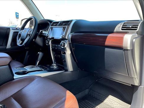 Used 2020 Toyota 4Runner Limited image 14