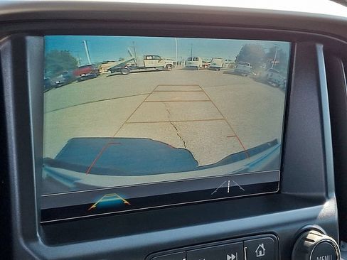 Used 2018 Chevrolet Colorado ZR2 w/ LPO, Premium Interior Package AWD/4WD image 18