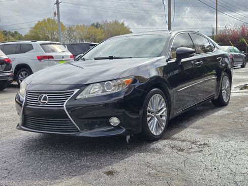 Used 2013 Lexus ES 350 ES 350 Sedan 4D w/ Luxury Pkg image 2