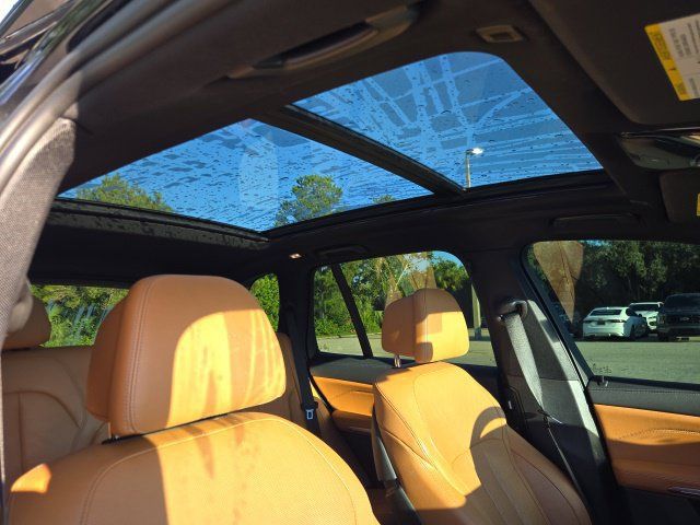 Used 2020 BMW X5 sDrive40i w/ M Sport Package RWD image 13