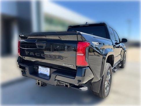 Used 2024 Toyota Tacoma TRD Sport image 10