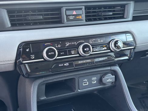 Certified 2025 Honda Pilot EX-L image 21