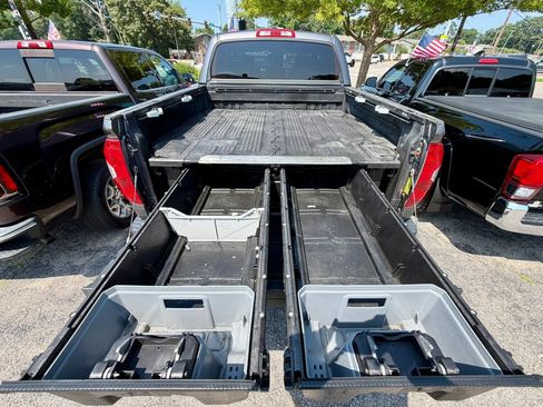 Used 2015 Toyota Tundra Platinum AWD/4WD image 19