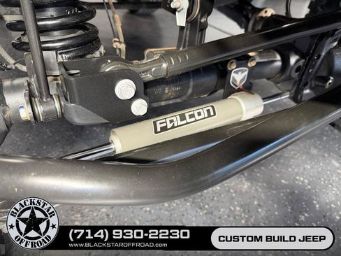Used 2025 Jeep Wrangler Unlimited Rubicon AWD/4WD image 35