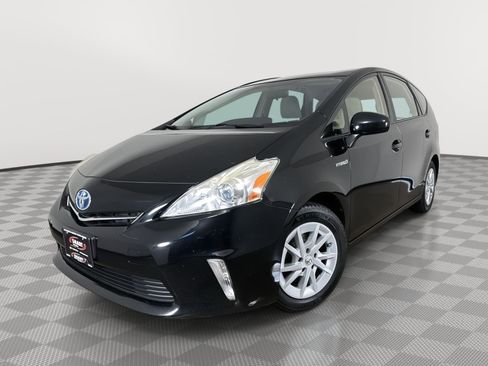 Used 2014 Toyota Prius V Three FWD image 1