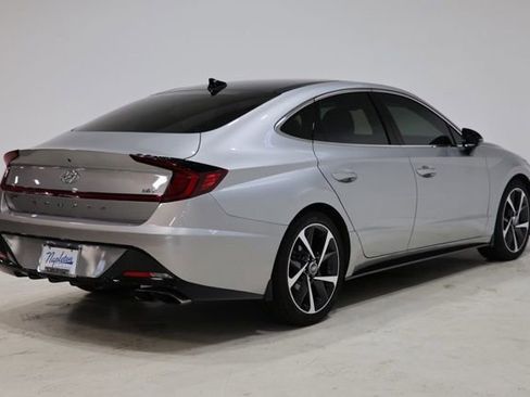 Used 2021 Hyundai Sonata SEL Plus w/ Tech Package FWD image 7