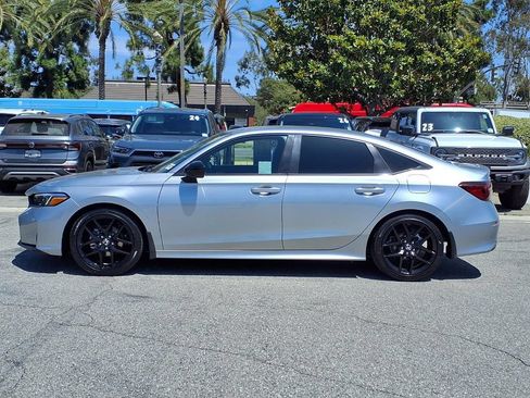 Used 2025 Honda Civic Sport image 3