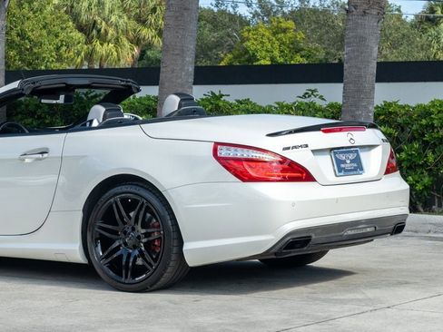 Used 2015 Mercedes-Benz SL 550 image 6