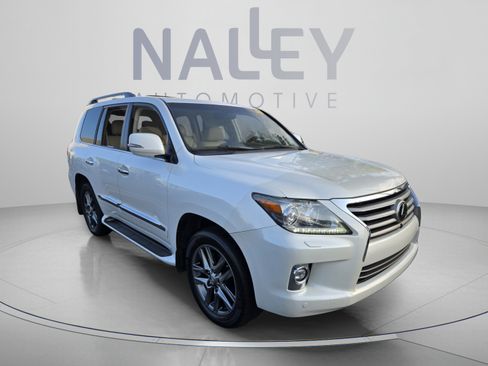 Used 2014 Lexus LX 570 4WD image 6