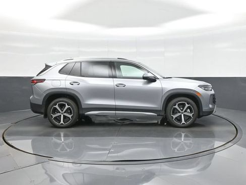 New 2026 Volkswagen Tiguan SE AWD/4WD image 8