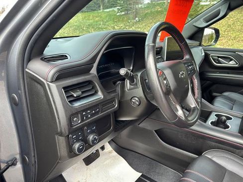 Used 2022 Chevrolet Suburban RST w/ Luxury Package AWD/4WD image 13