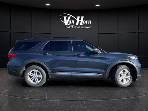 Certified 2022 Ford Explorer XLT w/ Equipment Group 202A image 2