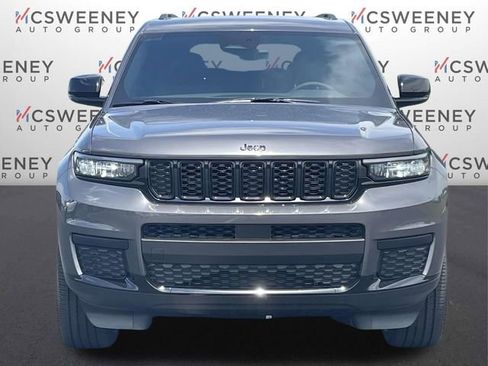 New 2025 Jeep Grand Cherokee L Laredo image 8