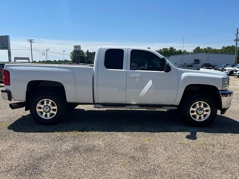 Used 2011 Chevrolet Silverado 2500 LTZ w/ LTZ Plus Package AWD/4WD image 6