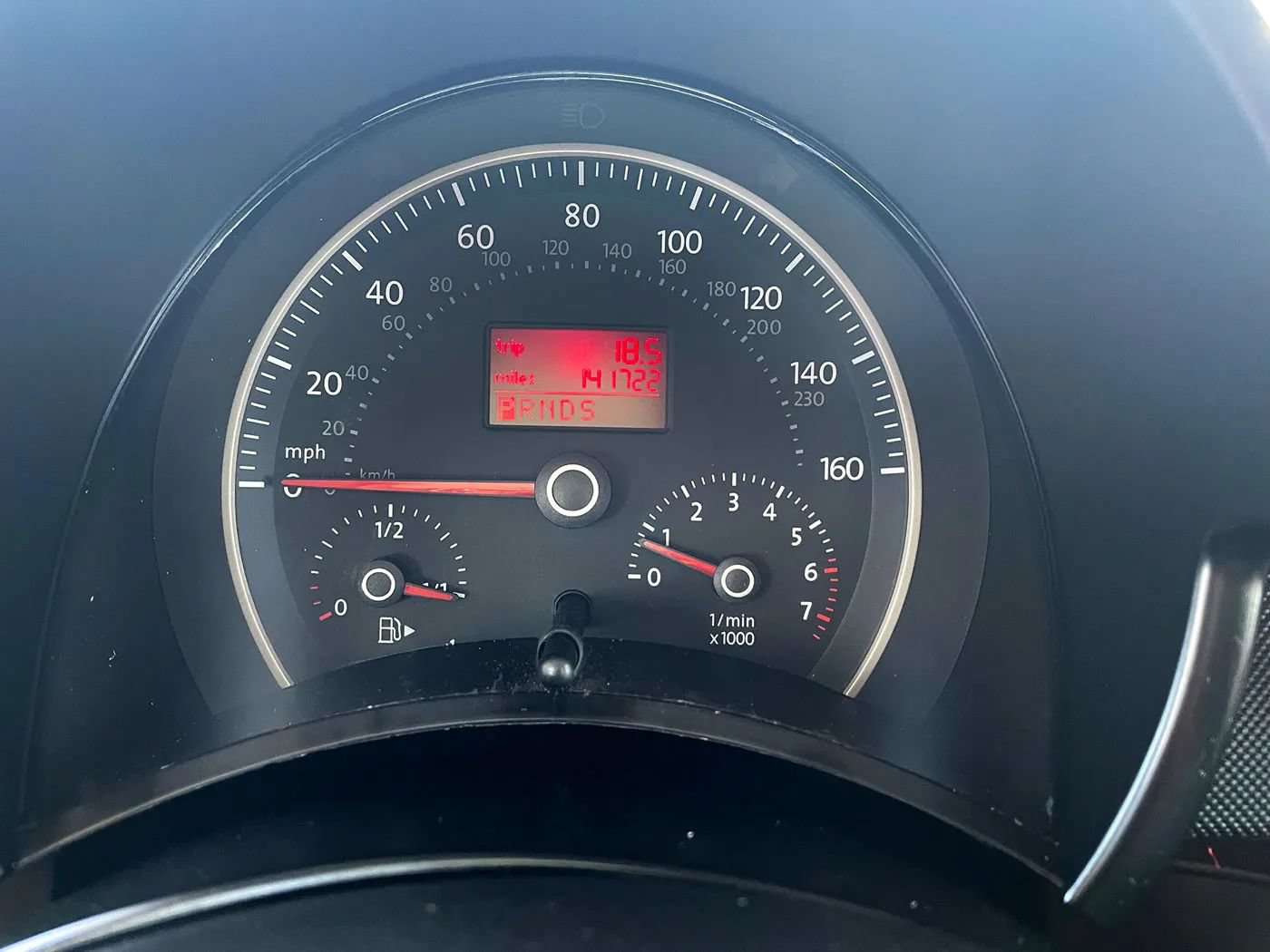 Used 2010 Volkswagen Beetle Coupe FWD image 14