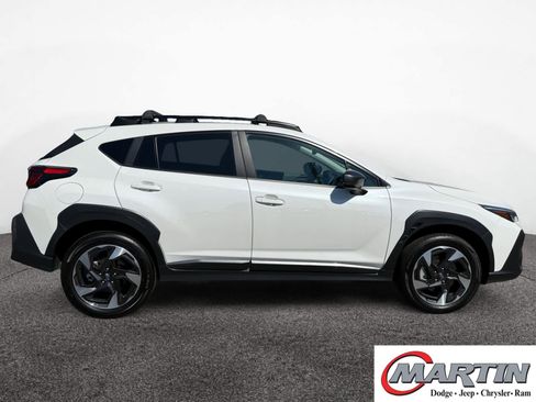 Used 2025 Subaru Crosstrek 2.5i Limited w/ Crosstrek Mirror Package image 11