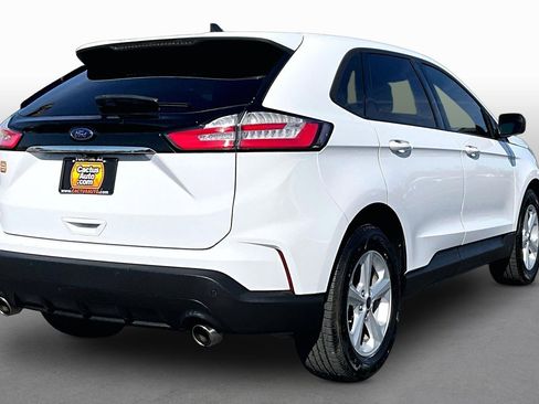 Used 2019 Ford Edge SE w/ SE Fleet Driver's Package image 2