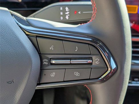 New 2026 Chevrolet Equinox EV RS image 17