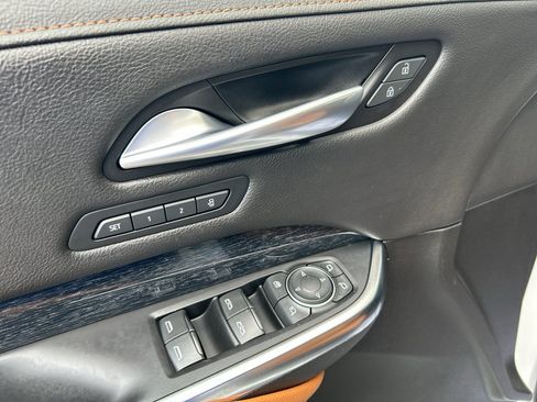 Used 2024 Cadillac XT4 Sport AWD/4WD image 18