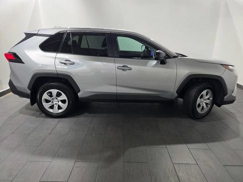 Used 2024 Toyota RAV4 LE AWD/4WD image 6