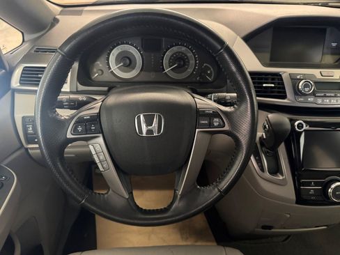 Used 2017 Honda Odyssey EX-L image 11
