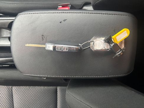 Used 2025 Kia Soul LX w/ LX Technology Package image 21