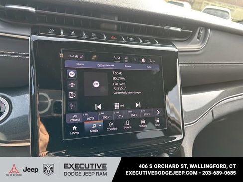 Used 2022 Jeep Grand Cherokee Altitude image 12