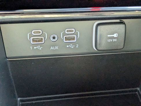 Used 2025 Jeep Grand Cherokee Laredo X RWD image 23