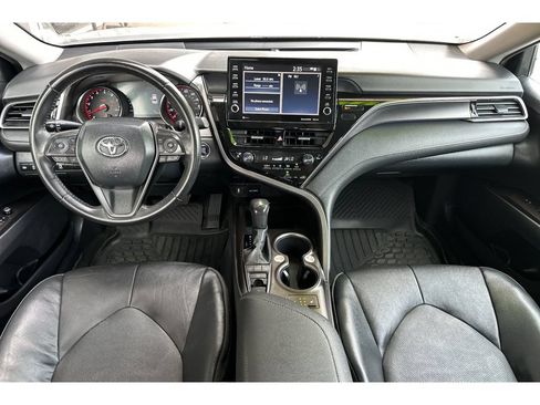 Used 2024 Toyota Camry XSE FWD image 15