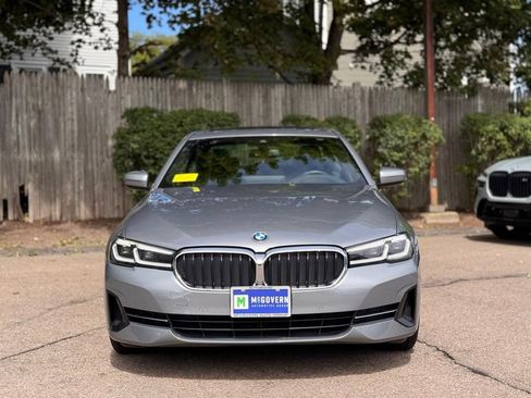 Used 2023 BMW 530i xDrive w/ Premium Package AWD/4WD image 9