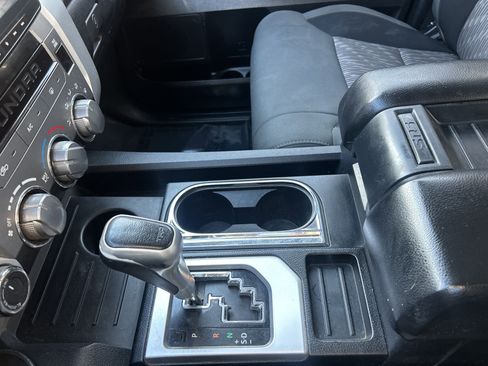 Used 2018 Toyota Tundra SR5 w/ TRD Off Road Package image 24