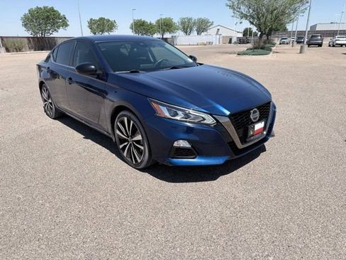 Certified 2021 Nissan Altima 2.5 SR FWD image 4