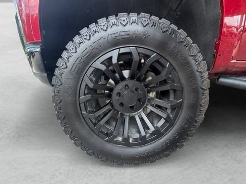 Used 2019 Chevrolet Silverado 1500 Custom Trail Boss w/ Custom Convenience Package AWD/4WD image 29