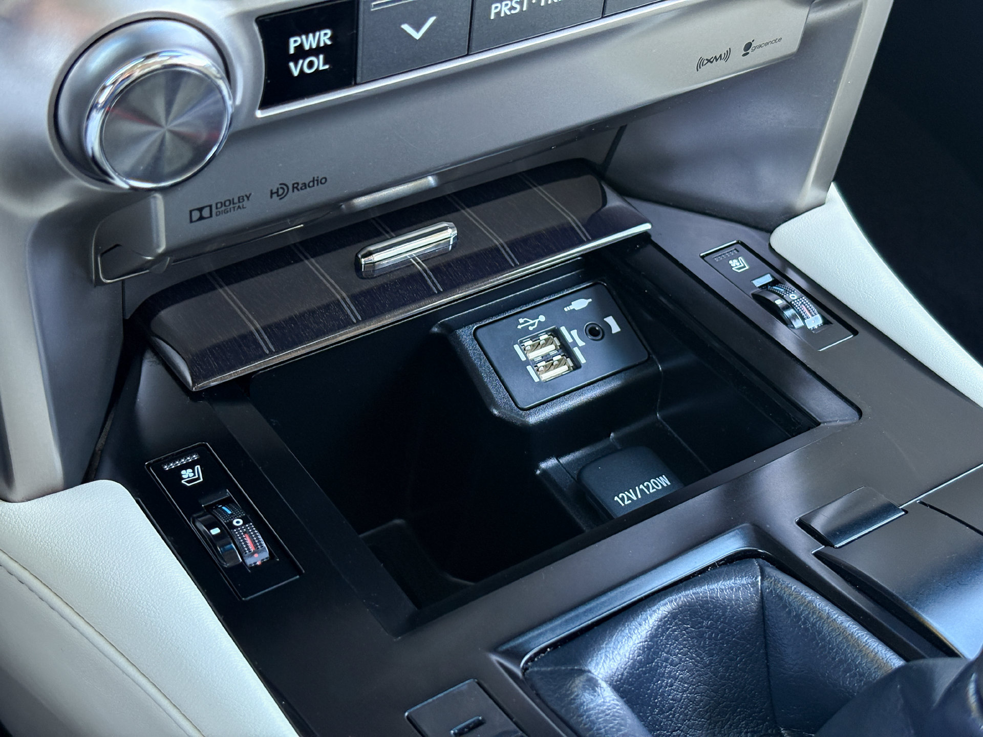 Used 2021 Lexus GX 460 Premium w/ Premium Package AWD/4WD image 26