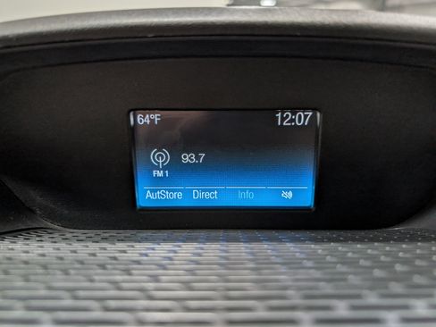 Used 2018 Ford Transit 350 XLT image 25