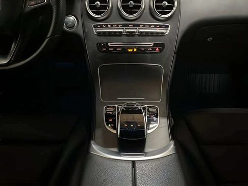 Used 2017 Mercedes-Benz GLC 300 4MATIC image 14