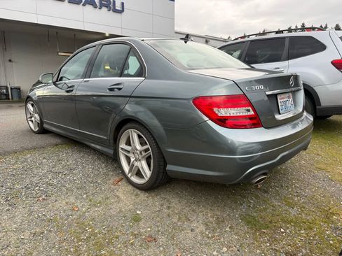 Used 2012 Mercedes-Benz C 300 Sport image 2