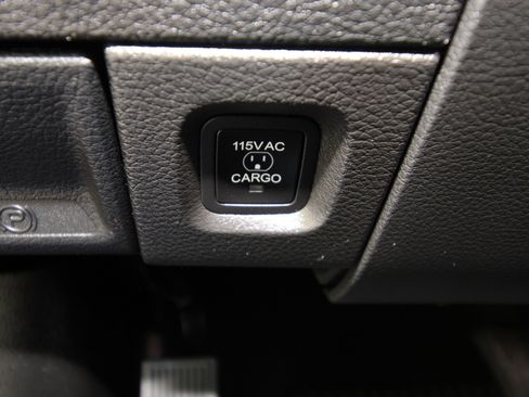 Certified 2024 RAM 3500 Limited AWD/4WD image 27