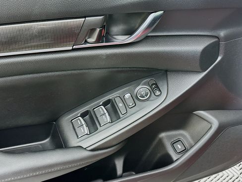 Used 2021 Honda Accord Sport Special Edition image 15