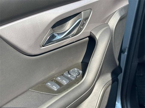 Used 2025 Chevrolet Blazer LT w/ Convenience Package image 27