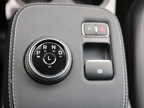 Used 2022 Ford Mustang Mach-E Premium image 30