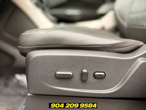 Used 2015 Ford C-MAX SEL w/ Equipment Group 303A FWD image 13