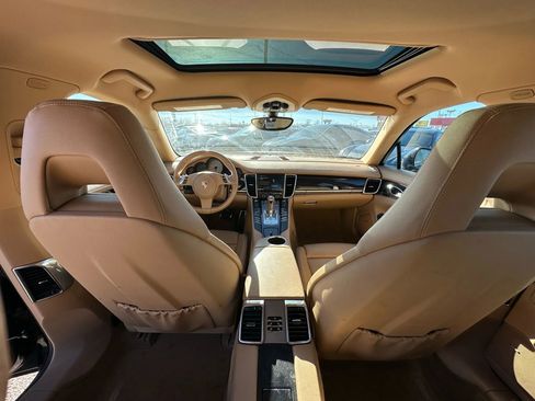 Used 2010 Porsche Panamera S image 15