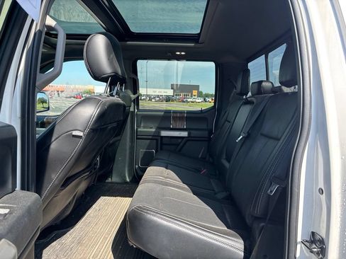 Used 2018 Ford F150 Lariat w/ Equipment Group 502A Luxury AWD/4WD image 10