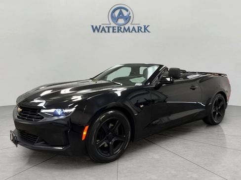 Used 2023 Chevrolet Camaro LT image 1